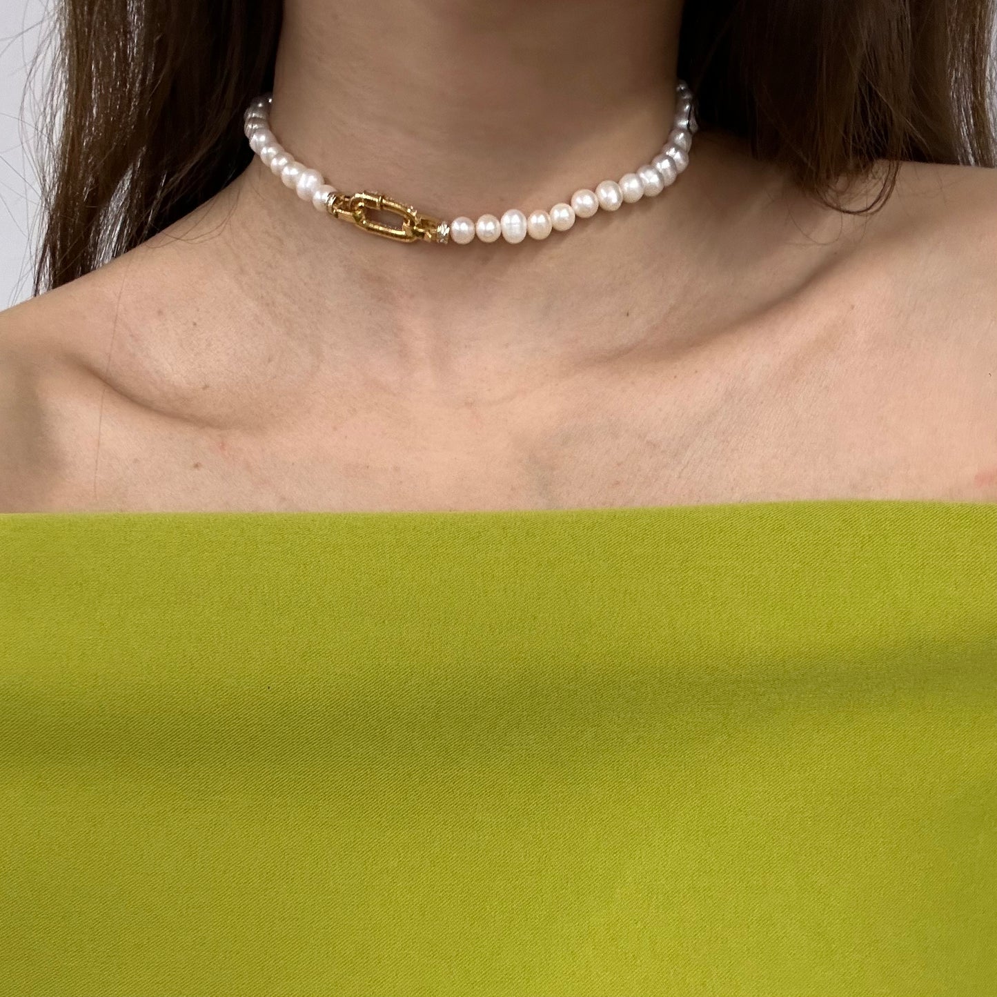 Collette Freshwater Pearl Choker Necklace with Gold Chunky Push Clasp