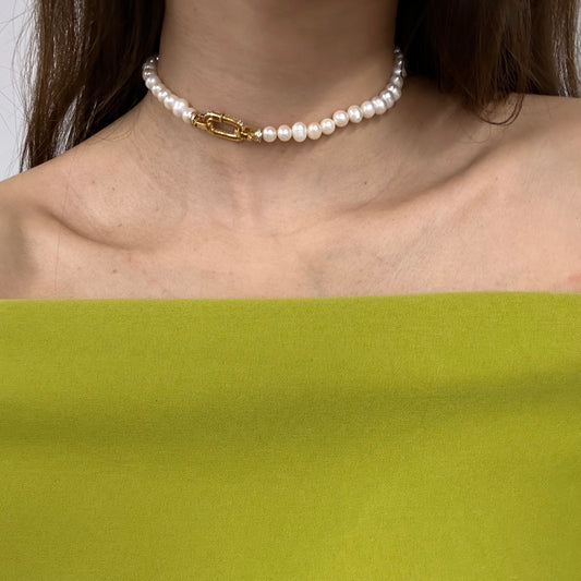 Collette Freshwater Pearl Choker Necklace with Gold Chunky Push Clasp